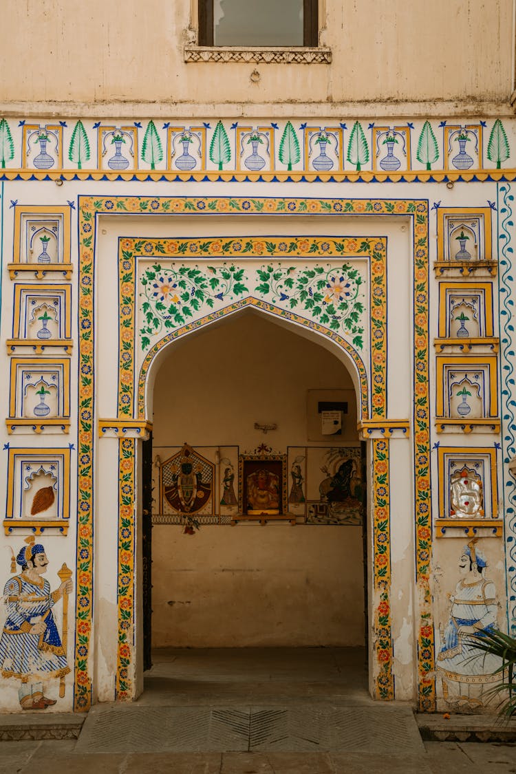 Ornaments Over Gate In India