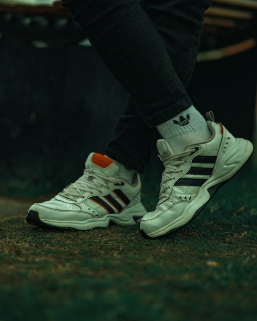 Imagine de stoc gratuită din a închide, Adidas, fotografiere verticală