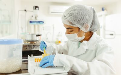 Bộ kit xét nghiệm HPV tại nhà cho phụ nữ Anh bỏ lỡ sàng lọc