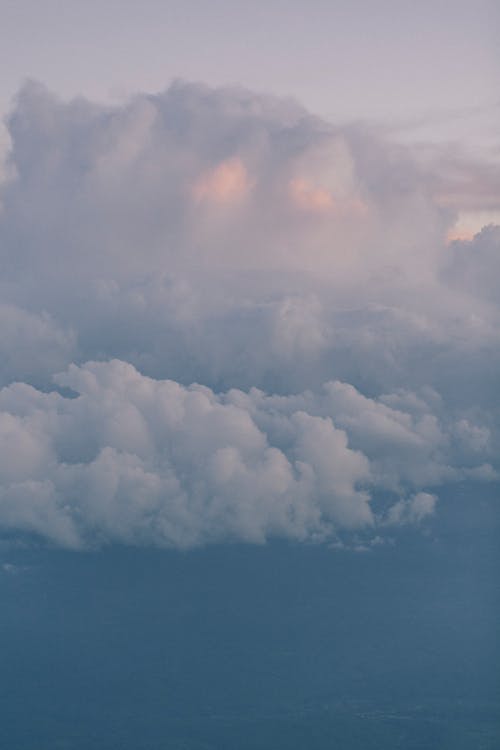 Бесплатное стоковое фото с Аэрофотосъемка, белое облако, вертикальный выстрел