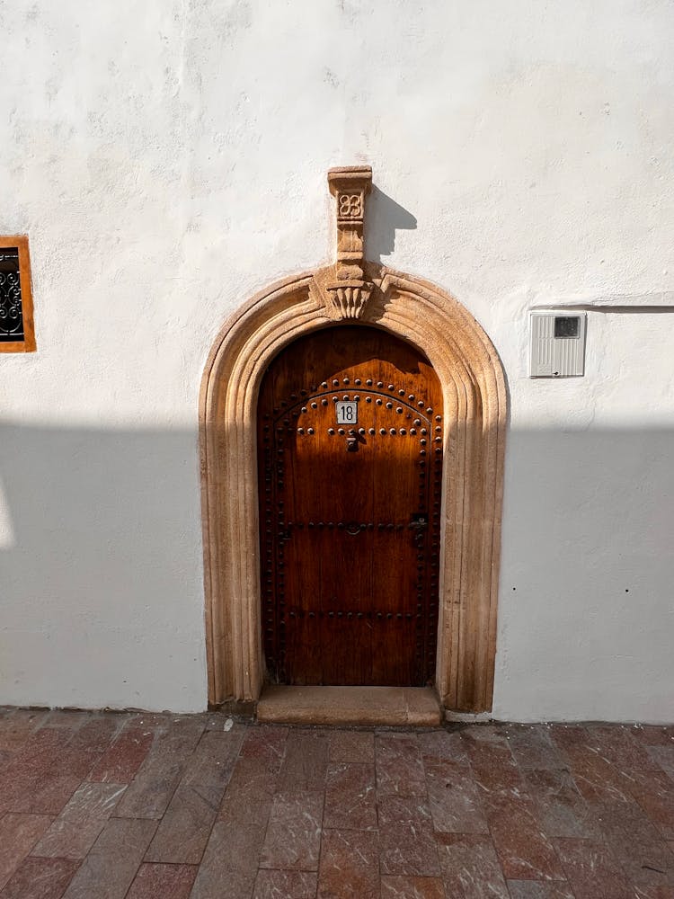 Arched Retro Door