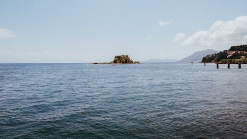 Foto d'estoc gratuïta de aigua, cel, illa