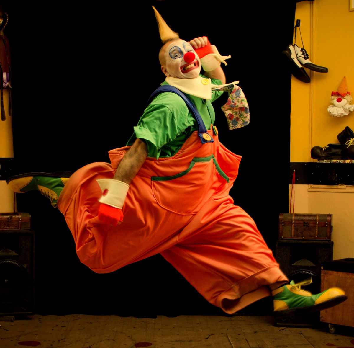 Load Clown Photography of Clown With Green Hair ยท Free Stock Photo