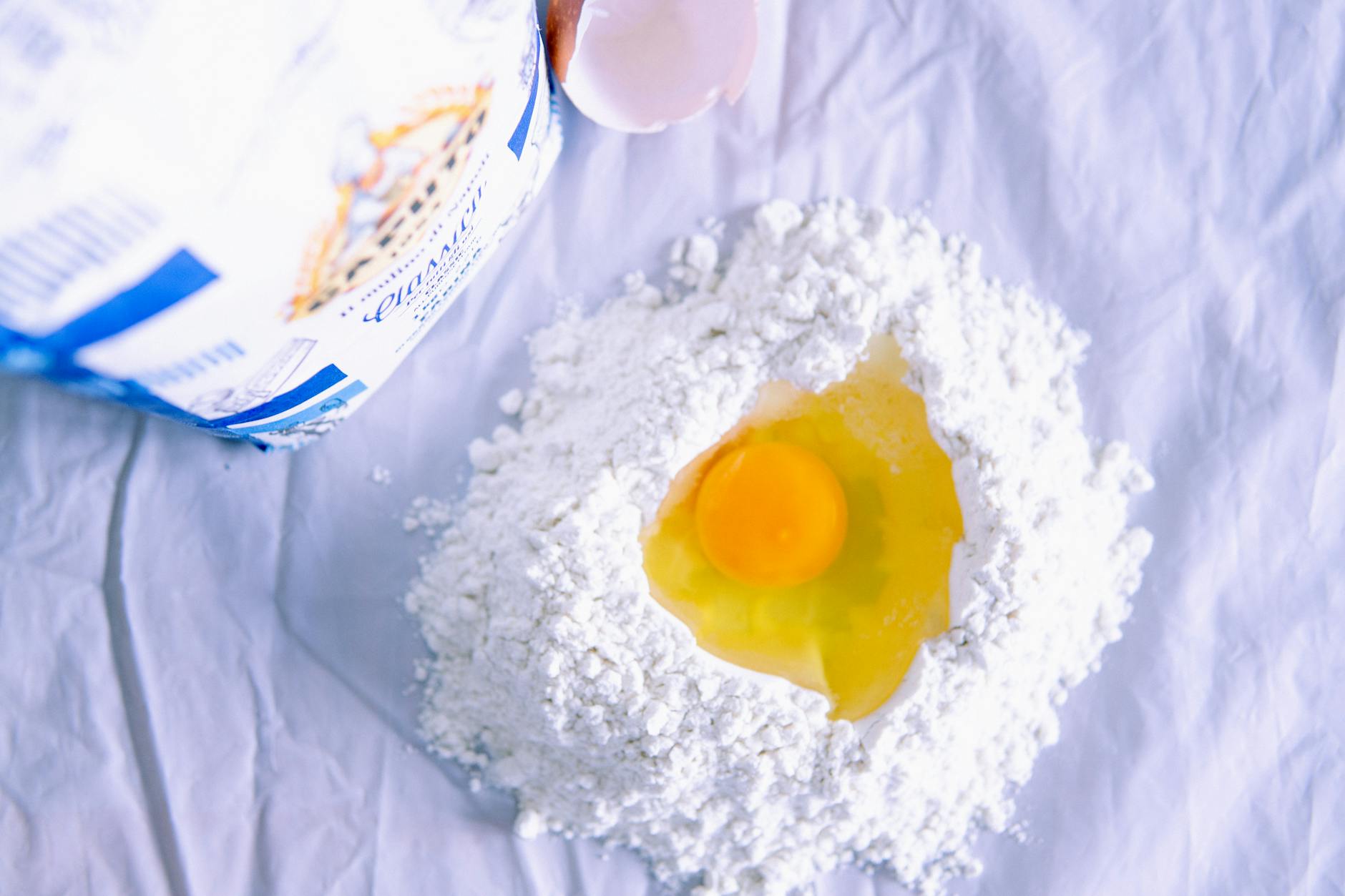 Photo of a white powder with egg
