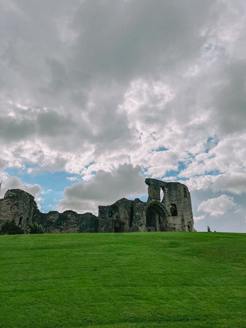 Denbigh Castle in England