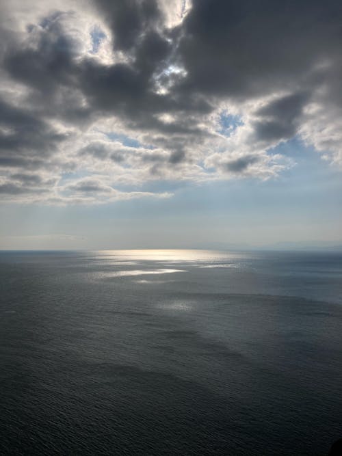 Foto profissional grátis de aerofotografia, horizonte, iluminado pelo sol