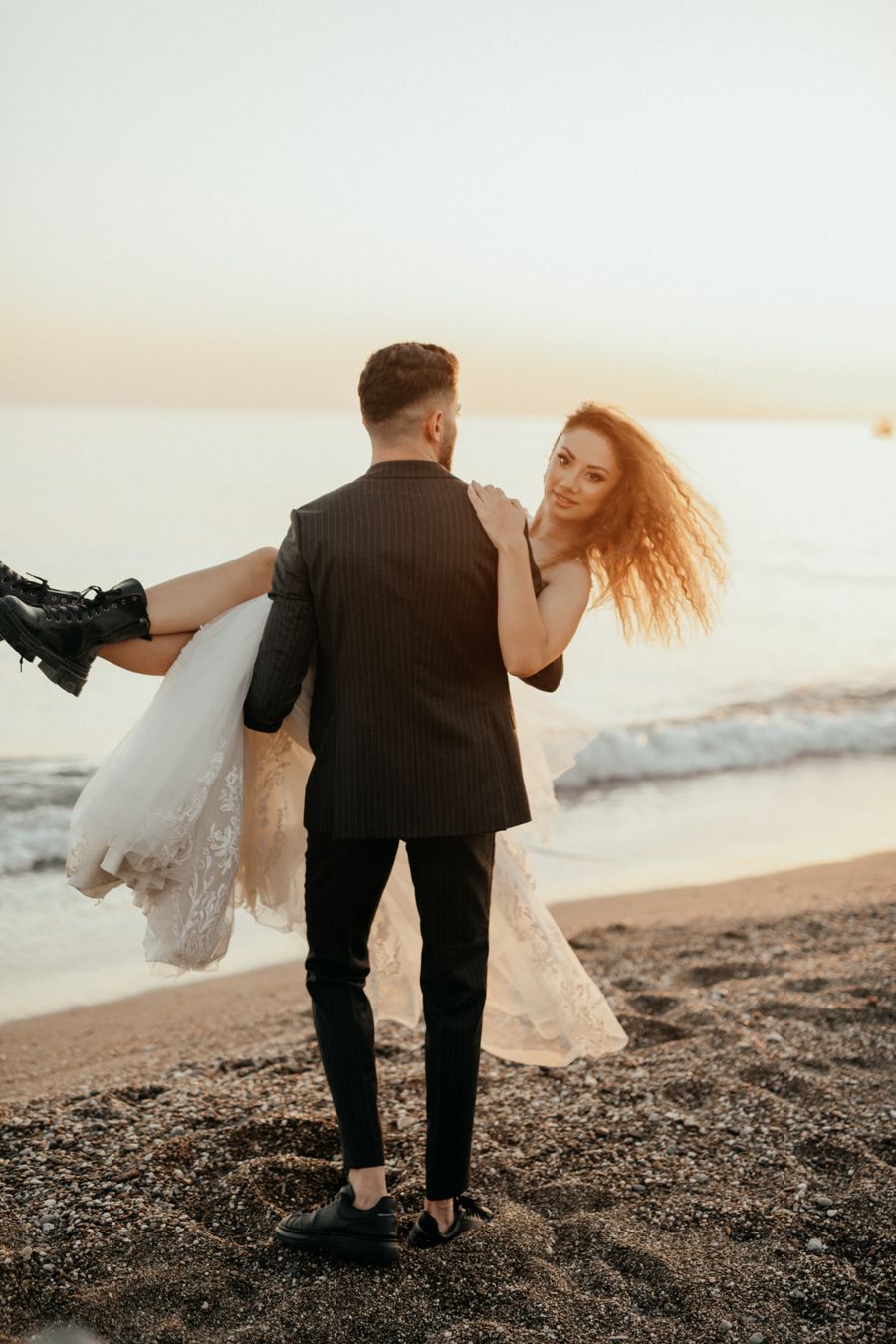 Romantic anniversary celebration by the beach