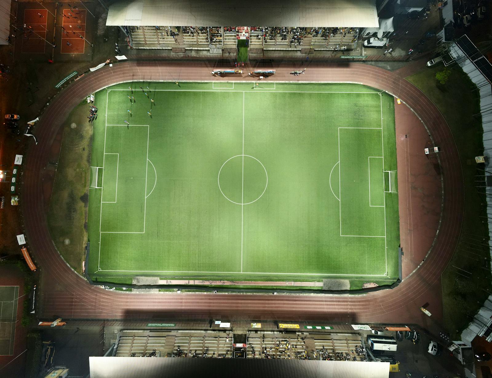 Dark Stadium Photos, Download The BEST Free Dark Stadium Stock Photos ...