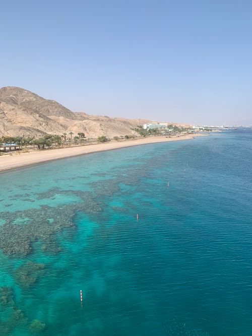 Free Experience the vibrant turquoise waters and coastline of Eilat, Israel from above. Stock Photo
