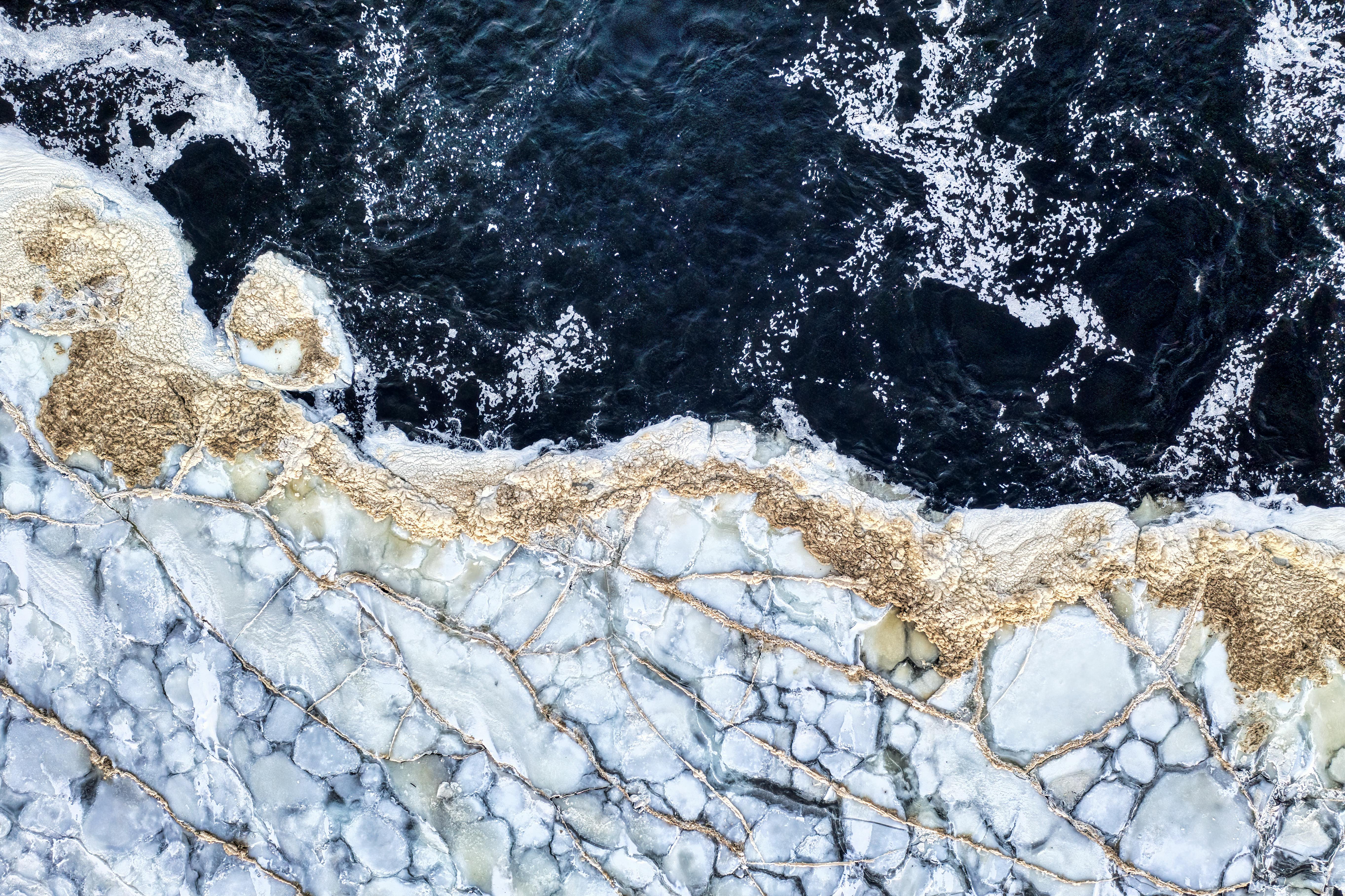 ICE, Climate Bonds Initiative Partner to Strengthen Sustainable Bond Data Transparency — Photo by Tom Fisk on Pexels