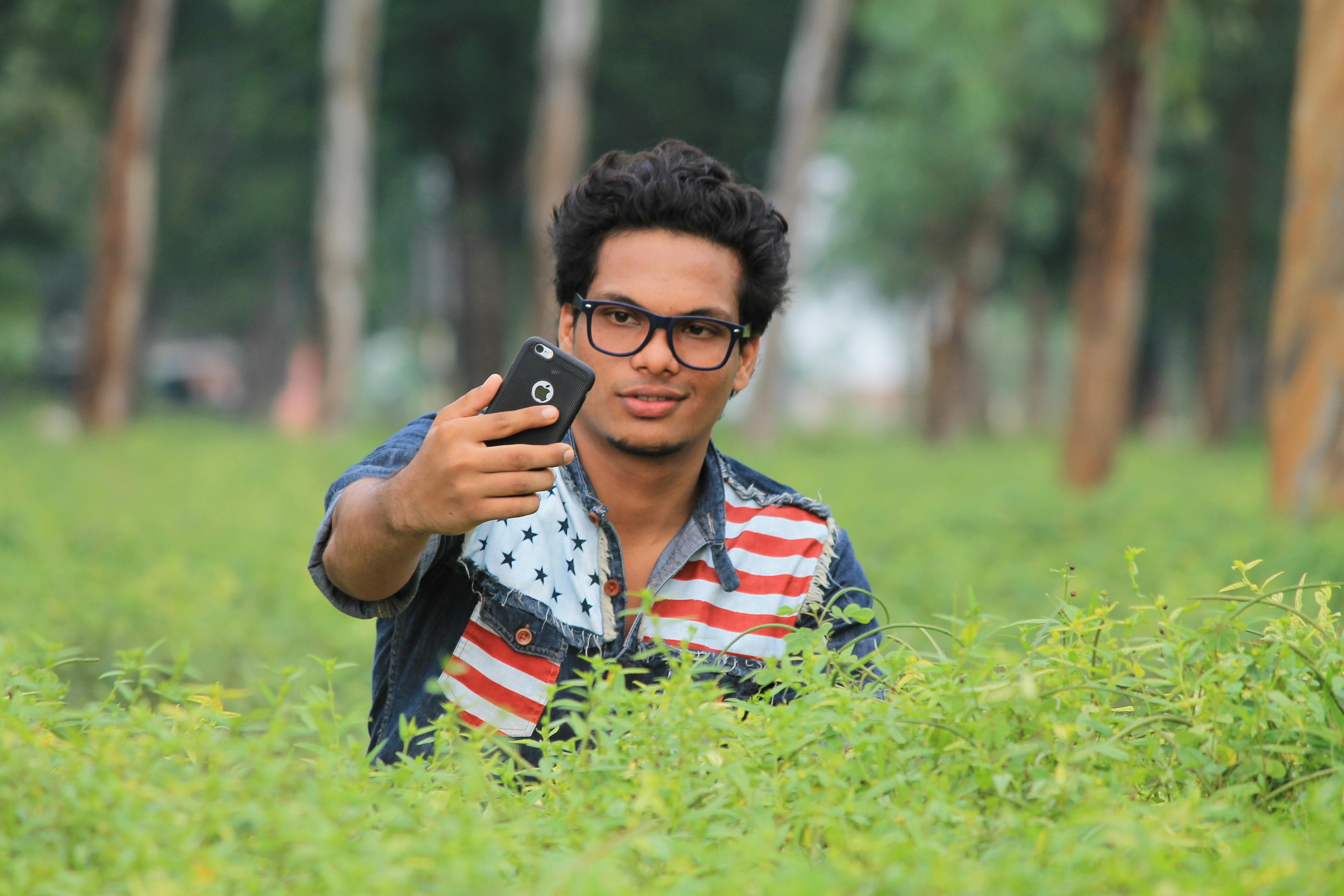 Abstract and imaginative AI-generated art.