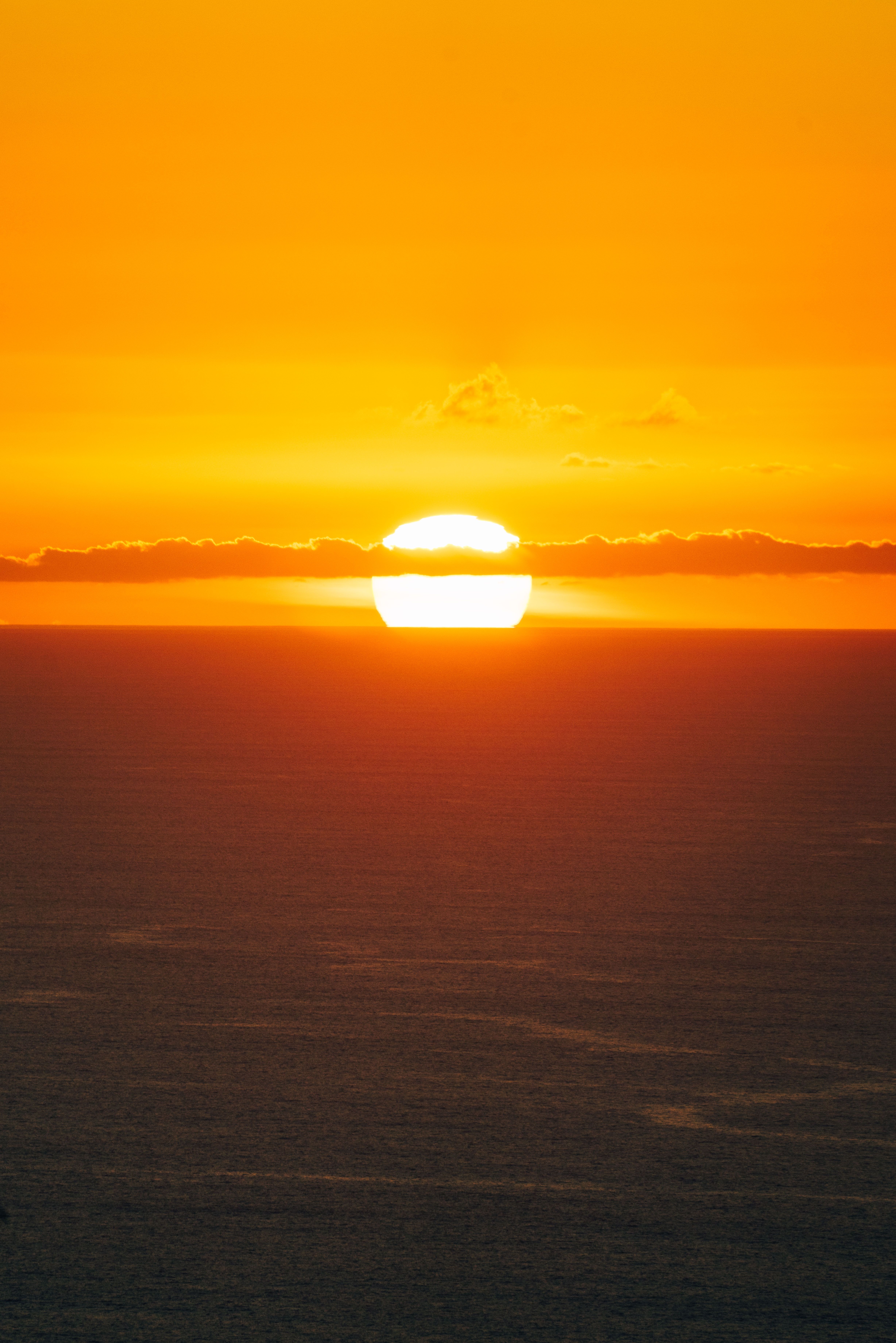 Golden sunrise over sea