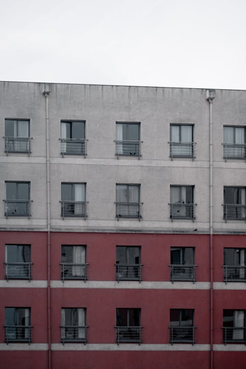 Fotobanka s bezplatnými fotkami na tému exteriér budovy, fasáda, fasády