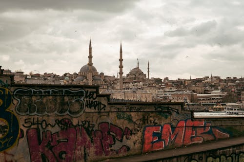 duvar, duvar resmi, duvar yazısı içeren Ücretsiz stok fotoğraf