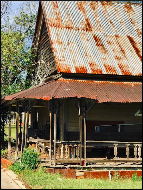 Free stock photo of abandoned house, old house, old porch