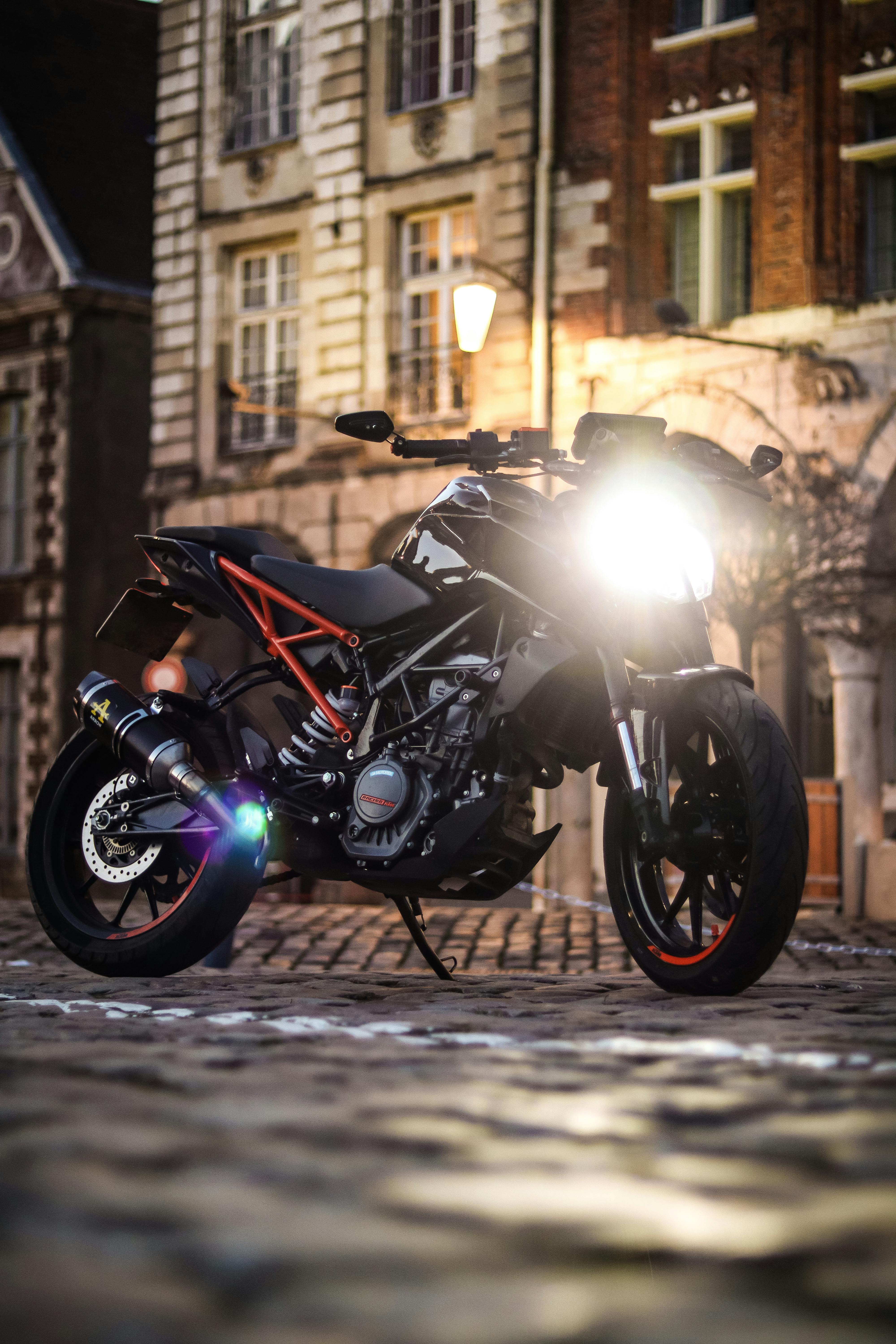 KTM 125 Duke Special Wallpaper | 4K | HD | Free Download