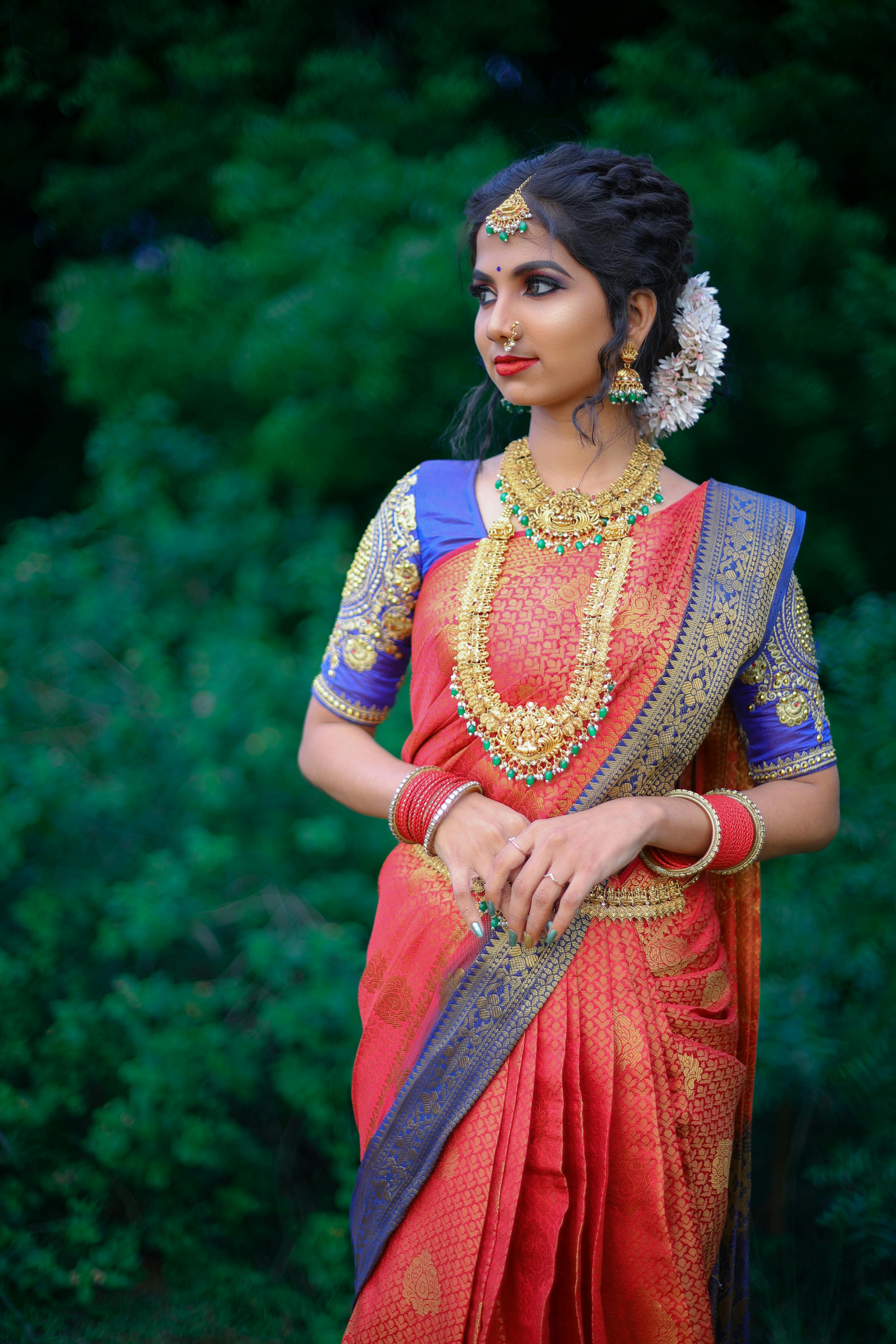Indian traditional costume jewelry match perfect with outfit - Rani boutique