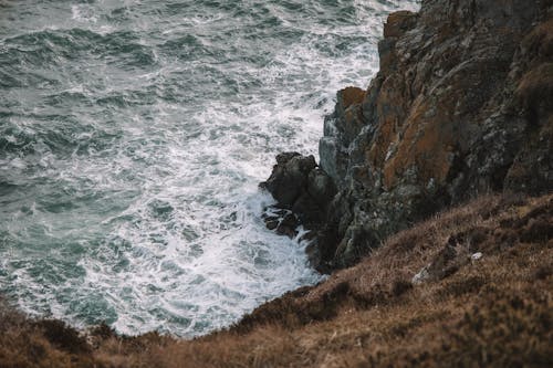 Kostnadsfri bild av hav, havsområde, klippa