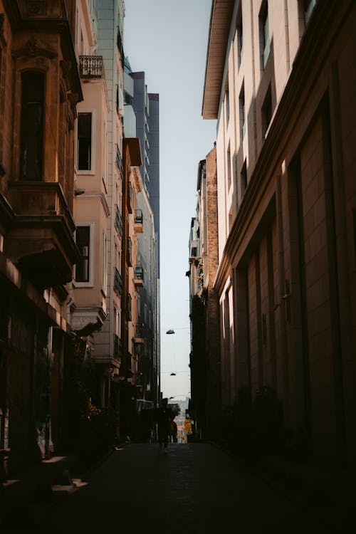 거리, 그림자, 도시의 무료 스톡 사진