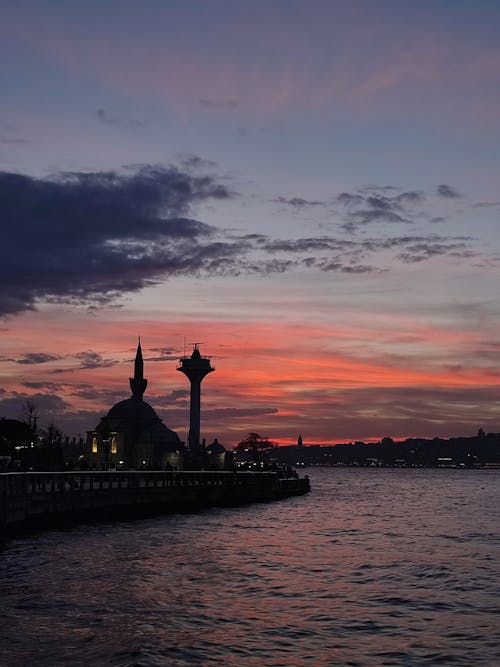 Kostenloses Stock Foto zu dämmerung, istanbul, küste