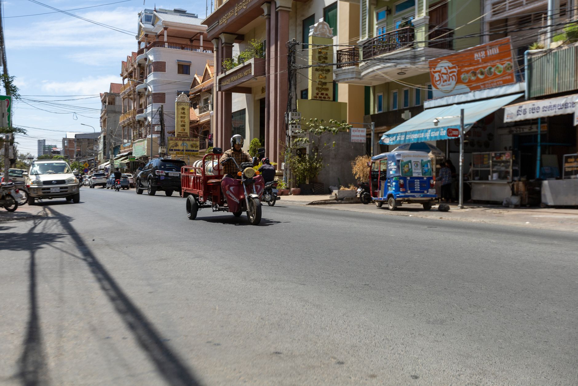 Phnom Penh — Street, Phnom Penh