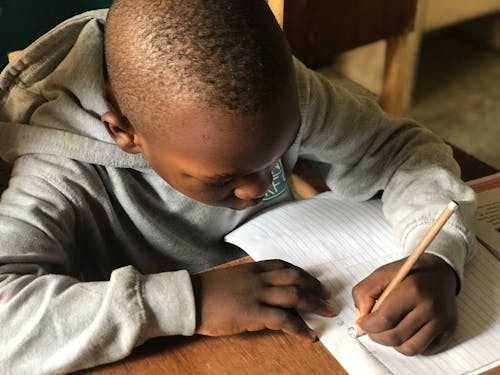 アフリカの少年, ノート, 子の無料の写真素材