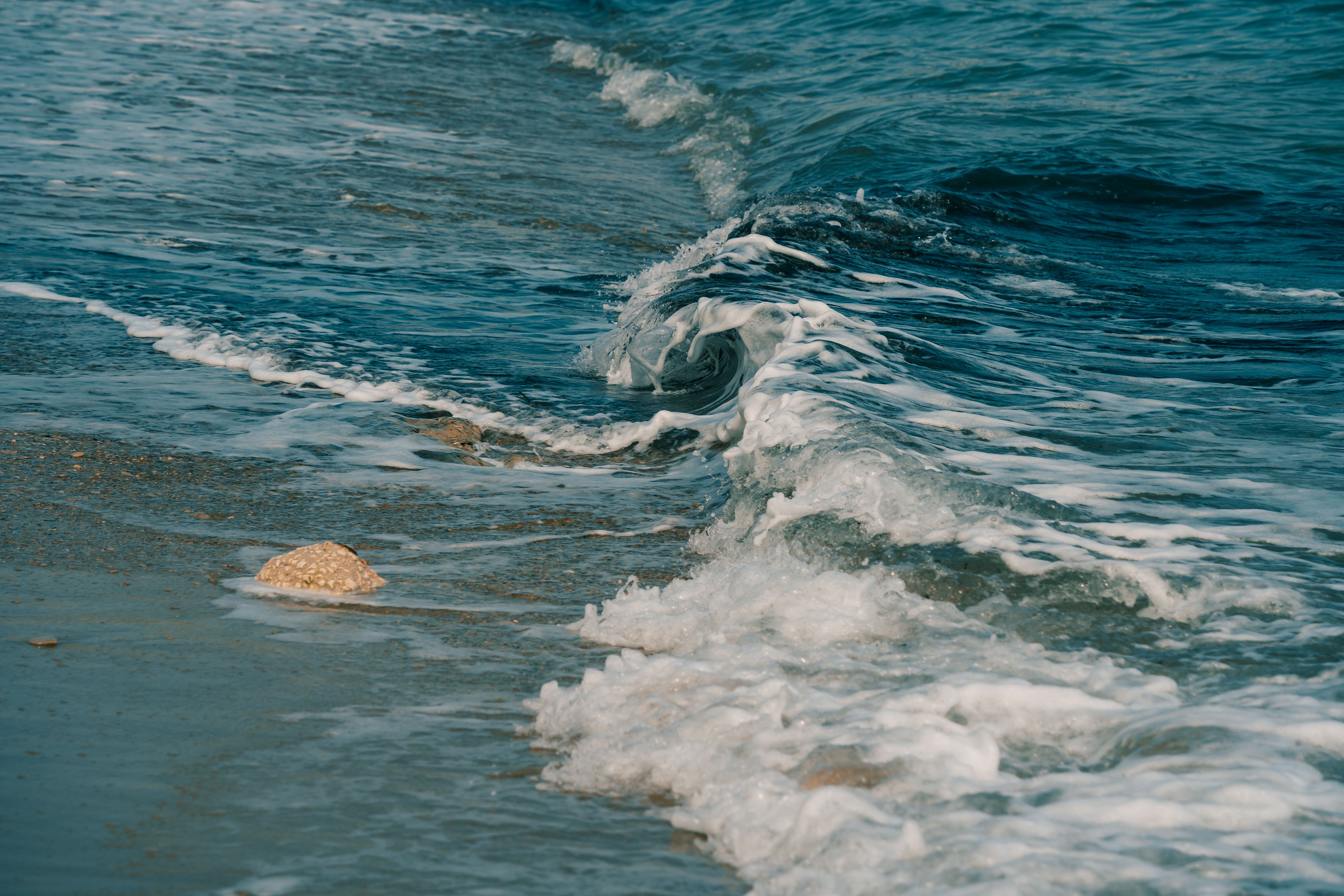 Saltwater Inshore Fishing: Tides, Position, and Reading the Water