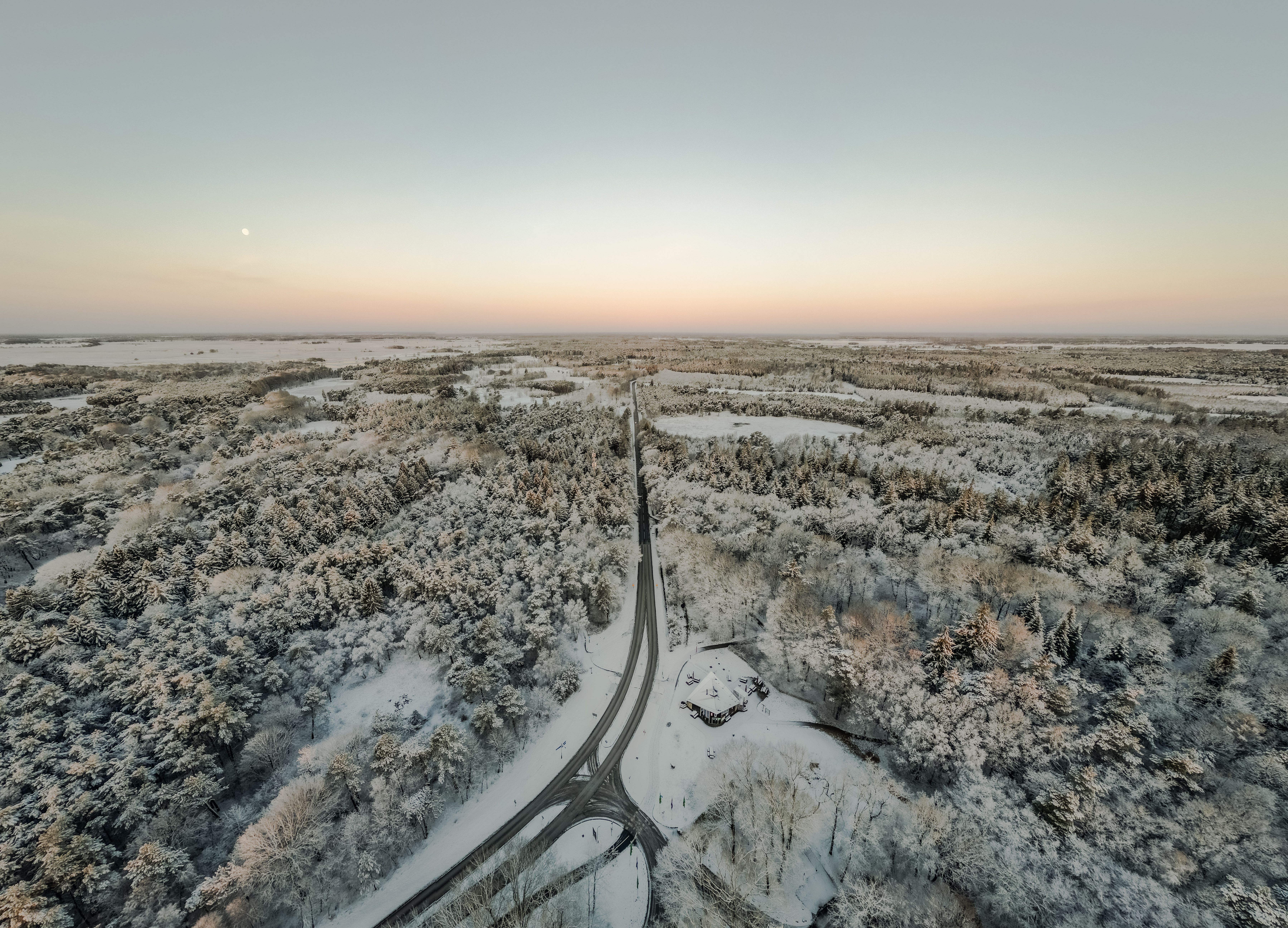 Highway in Winter · Free Stock Photo