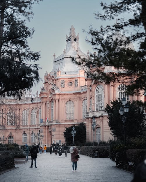 Ingyenes stockfotó barokk építészet, Budapest, emberek témában