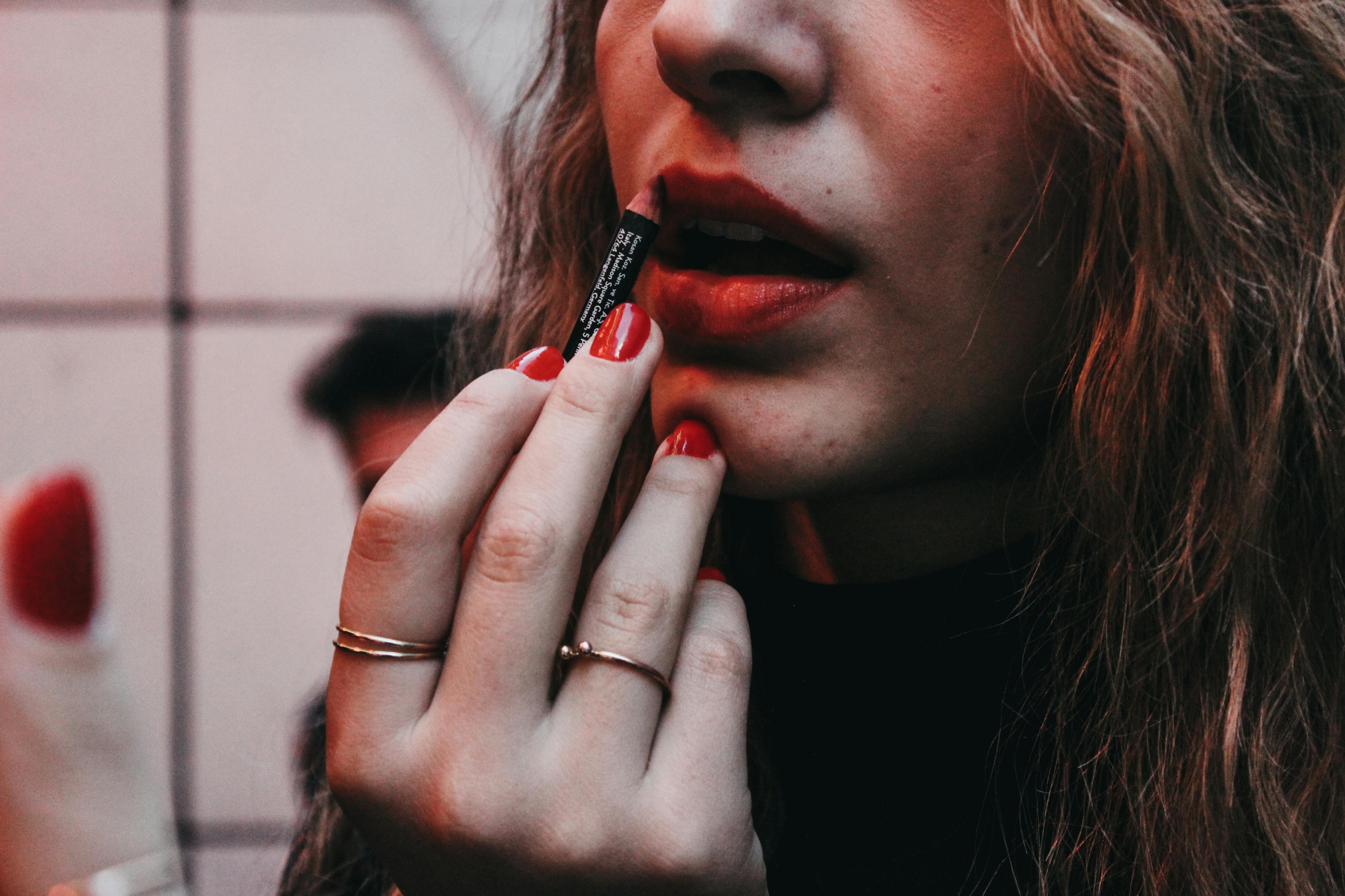 Expert Tips We Learned at the Valentino Beauty Masterclass — Photo by Doğu Tuncer on Pexels