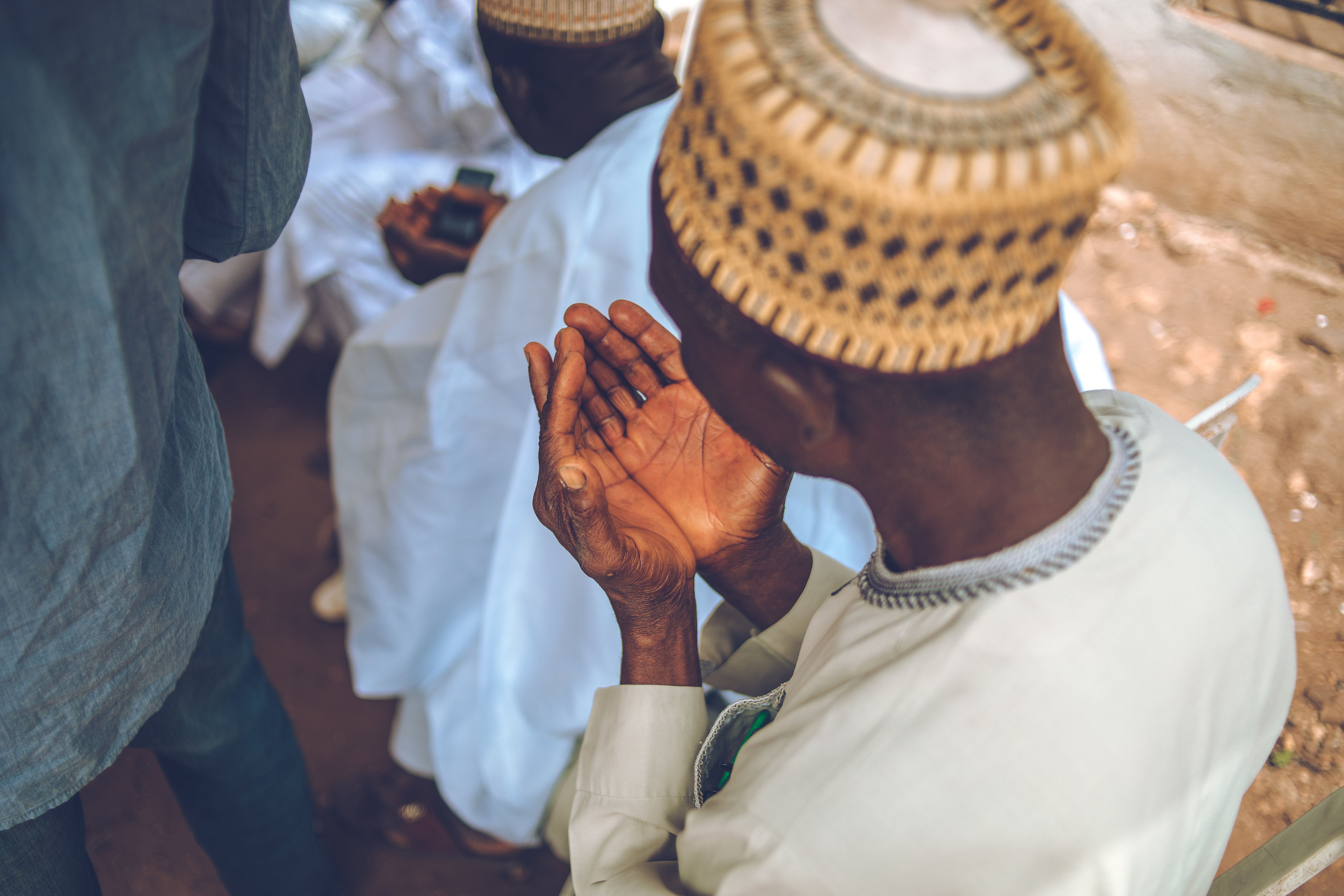 100 000+ Islam Praying Background banque d’images et photos libres de ...