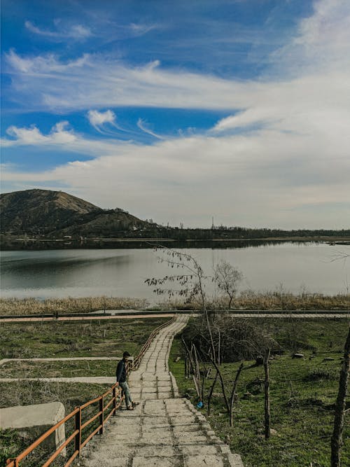 Walkway to Lake