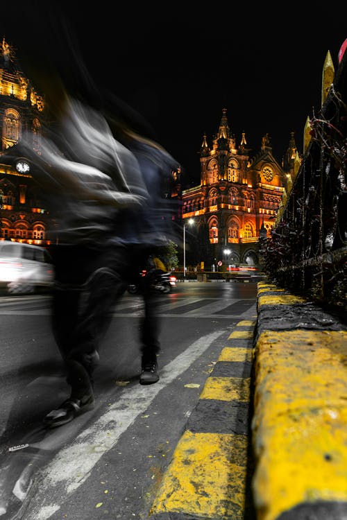 Mumbai street by night