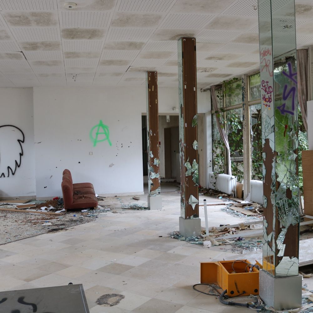 End of Tenancy Decorating in Cricklewood — a decorator at work mid-project