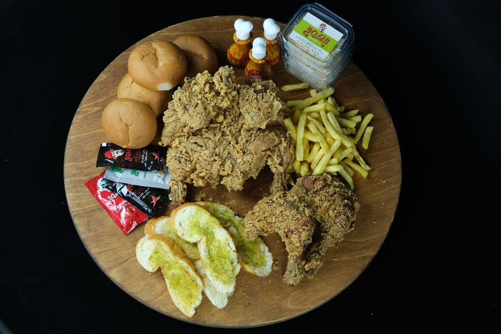 Chicken Street Vénissieux Naan & Fried Chicken — photo 2 (illustration)