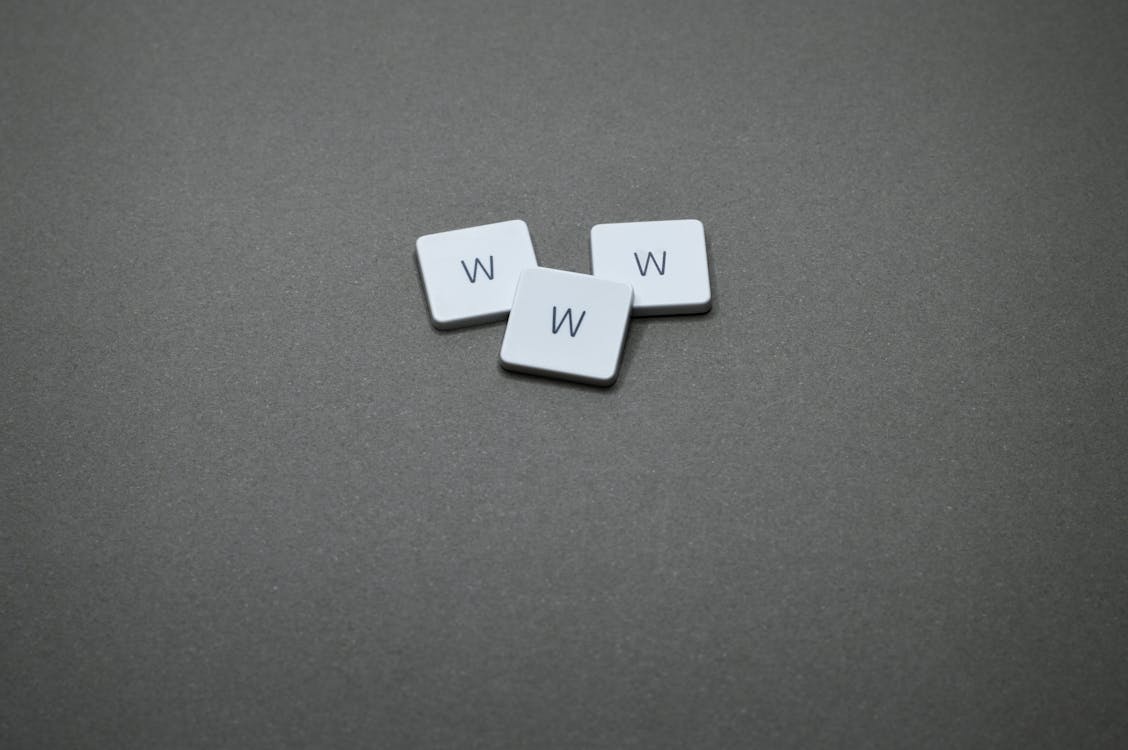 Three W Game Tiles