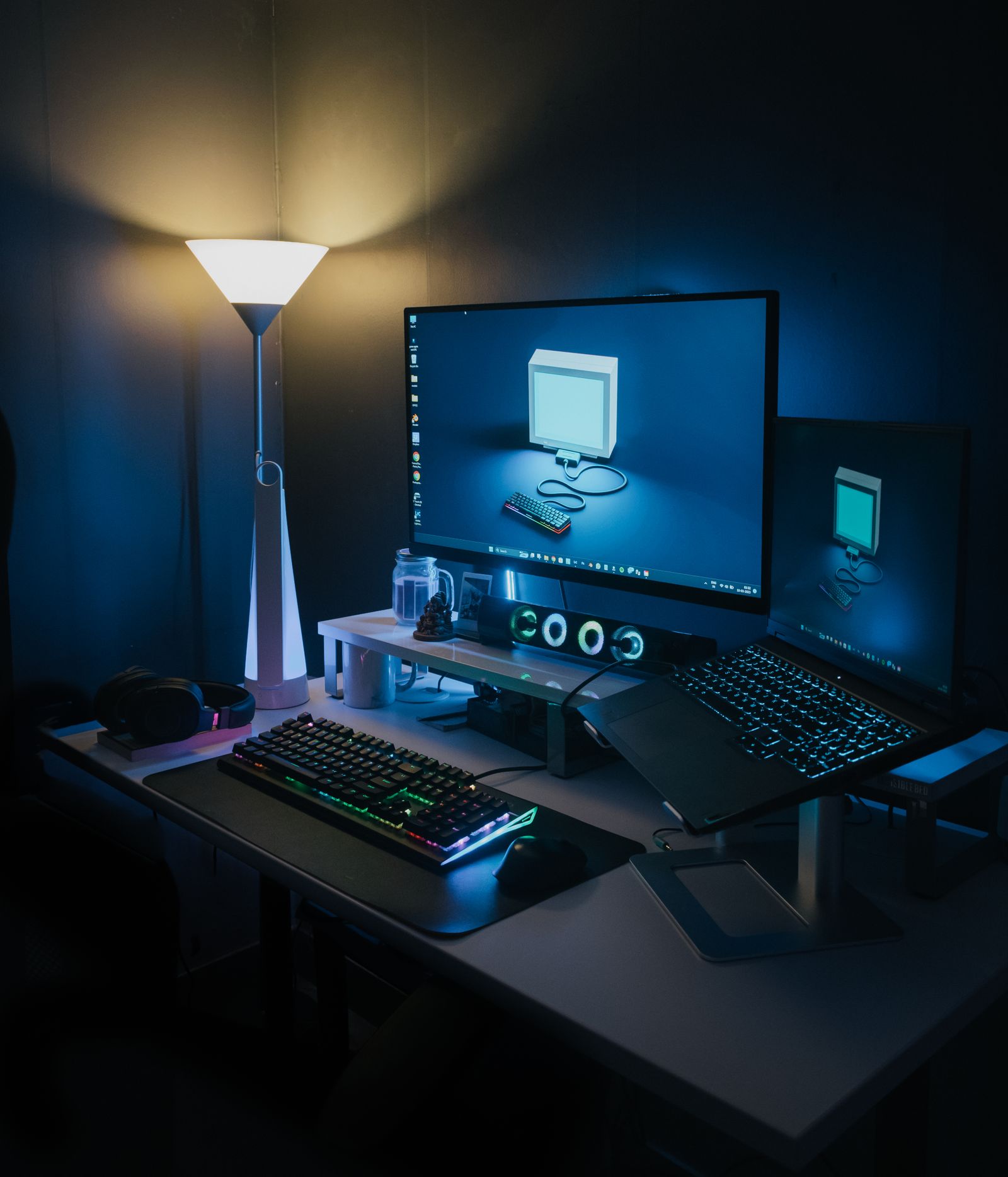 Modern Flat Screen Computer Edit