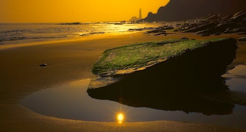 Foto Da Praia Durante O Pôr Do Sol