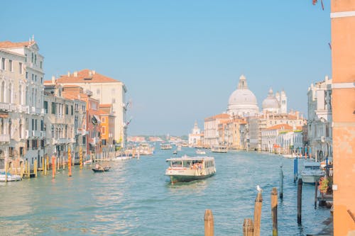 Fotobanka s bezplatnými fotkami na tému Benátky, bytové, gondola