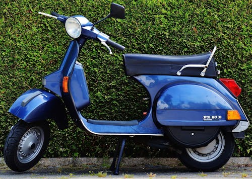 藍色小型摩托車px 80 X