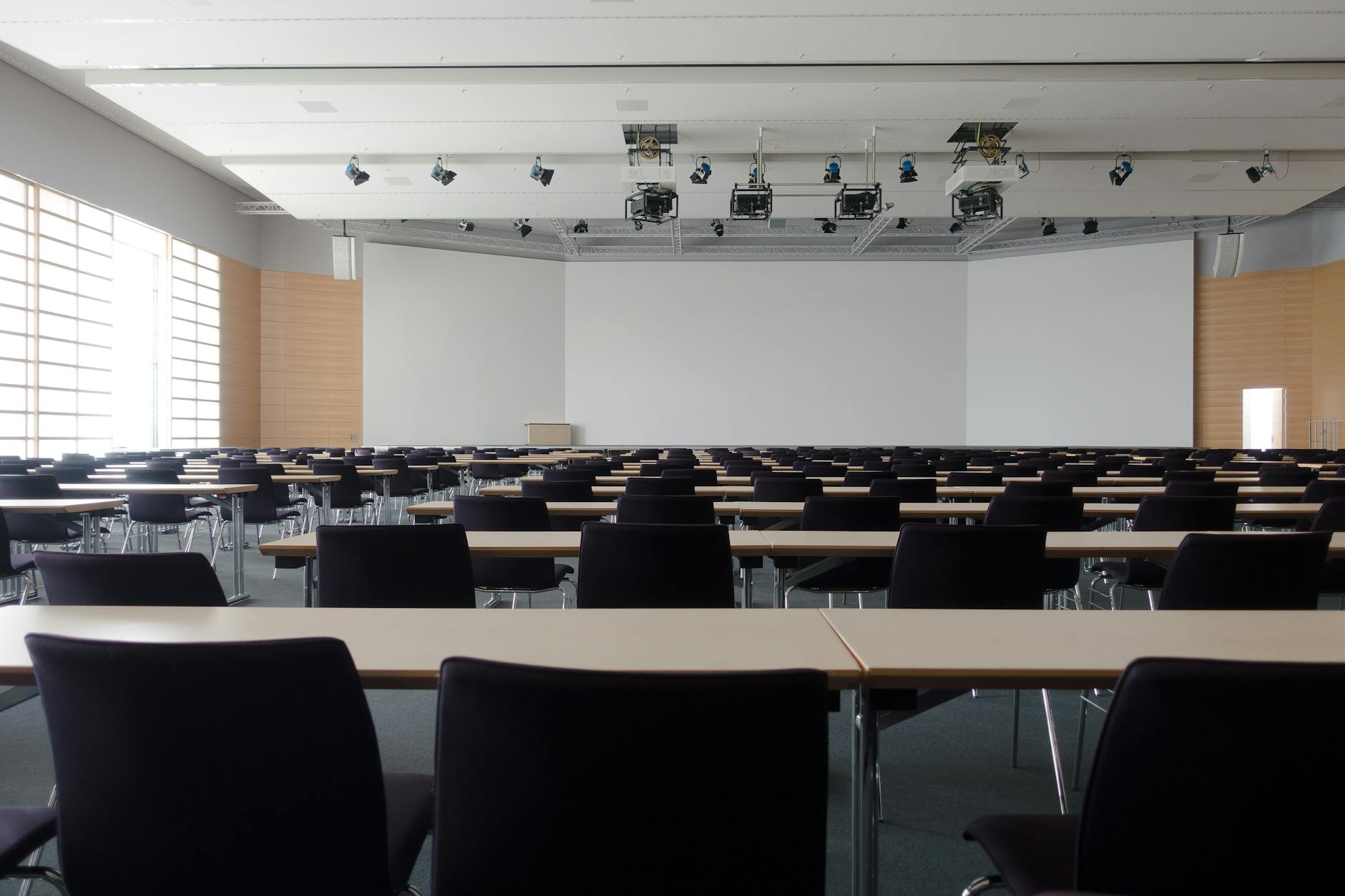 Empty-Classroom