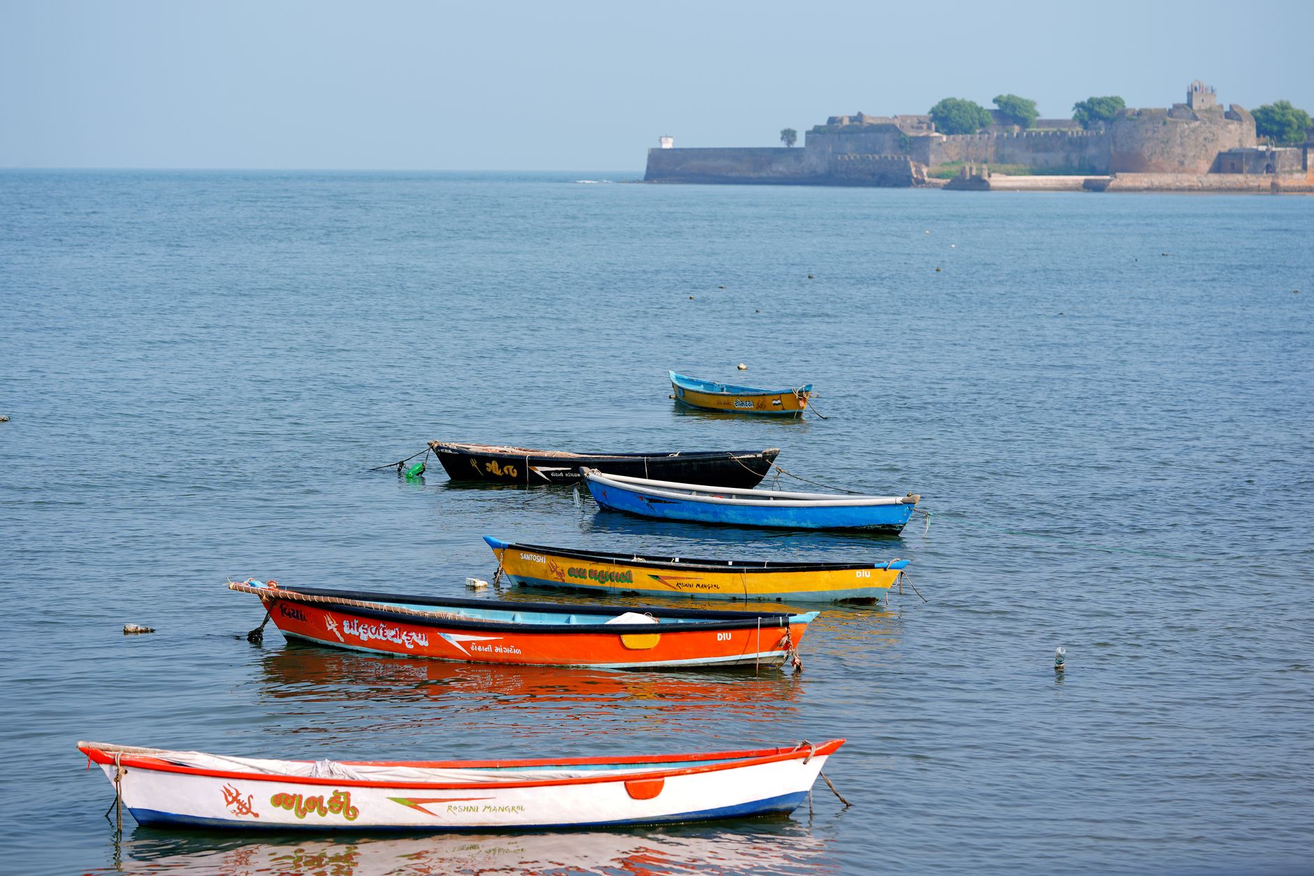 Airport transfers in Daman And Diu Airport transfers in Daman And Diu
