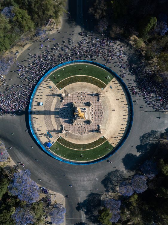 Aerial Incircle Aerial View of a Traffic Circle · Free Stock Photo
