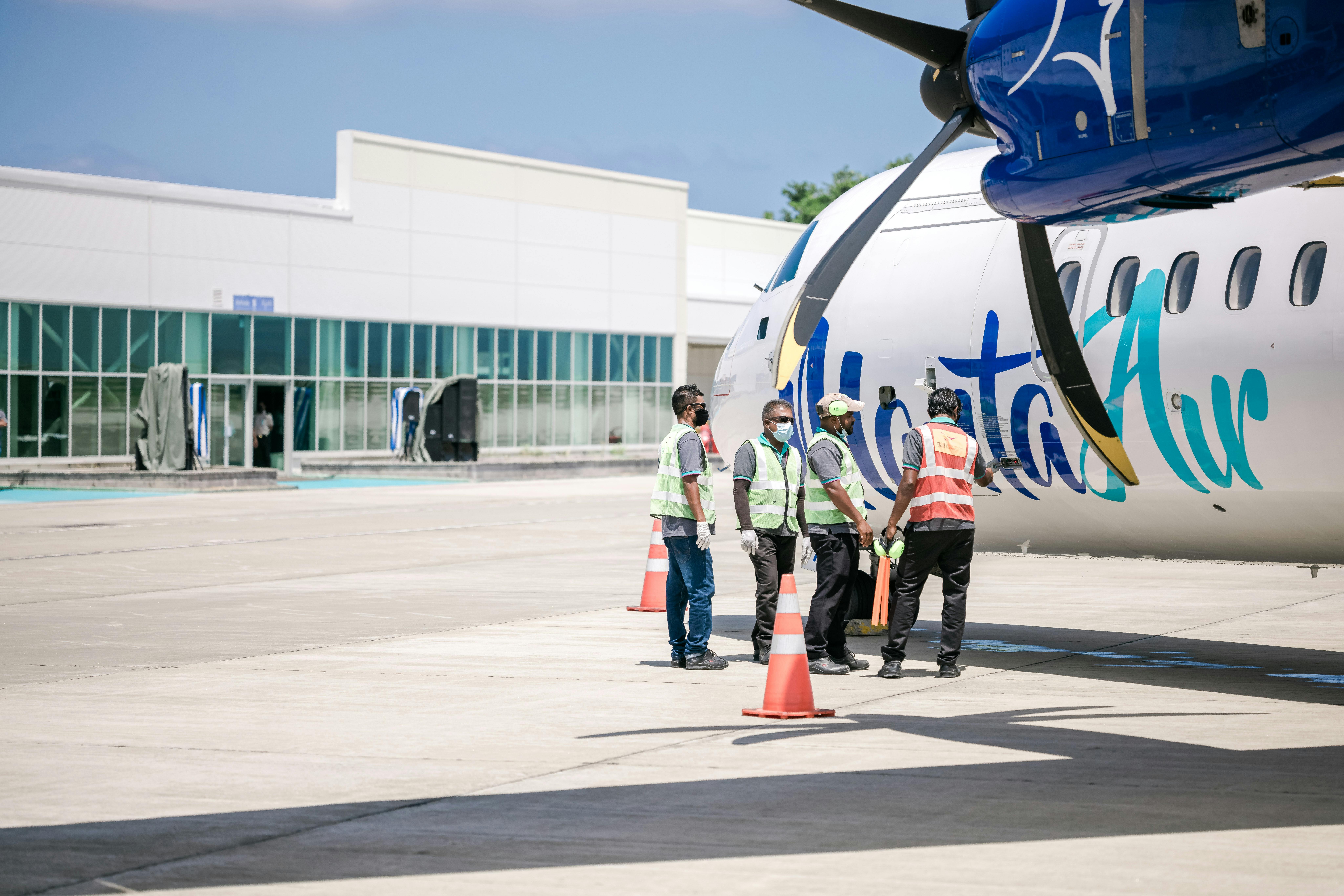 Experts reject FG’s 30% airline debt relief