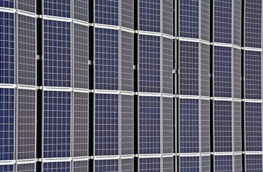 solar-solar-cells-photovoltaic-environmentally-friendly-159243.jpeg?auto=compress&cs=tinysrgb&h=350
