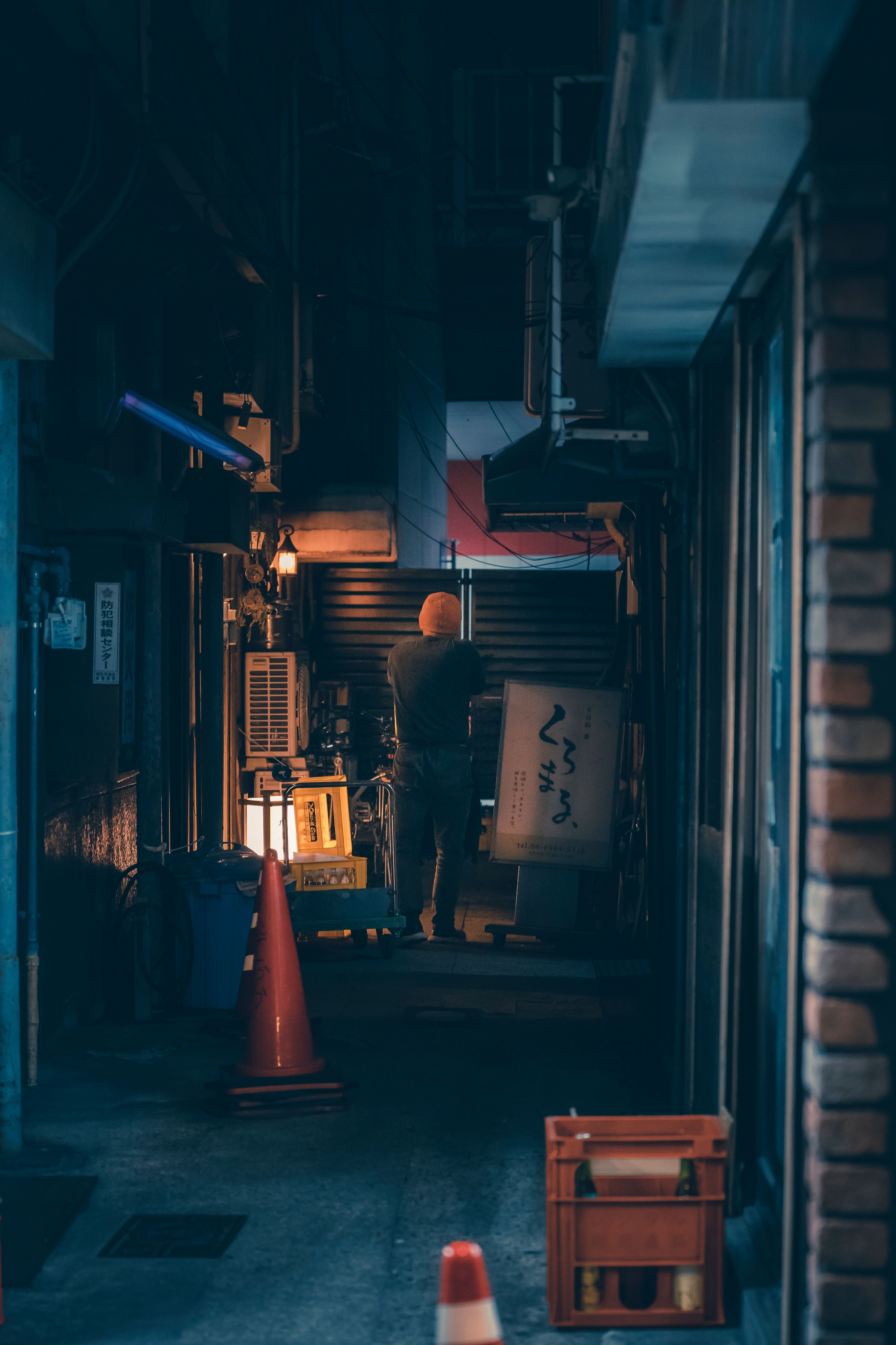 有关光, 城市, 城市街道, 巷弄, 晚上, 模糊, 漆黑, 狹窄, 街的免费素材图片