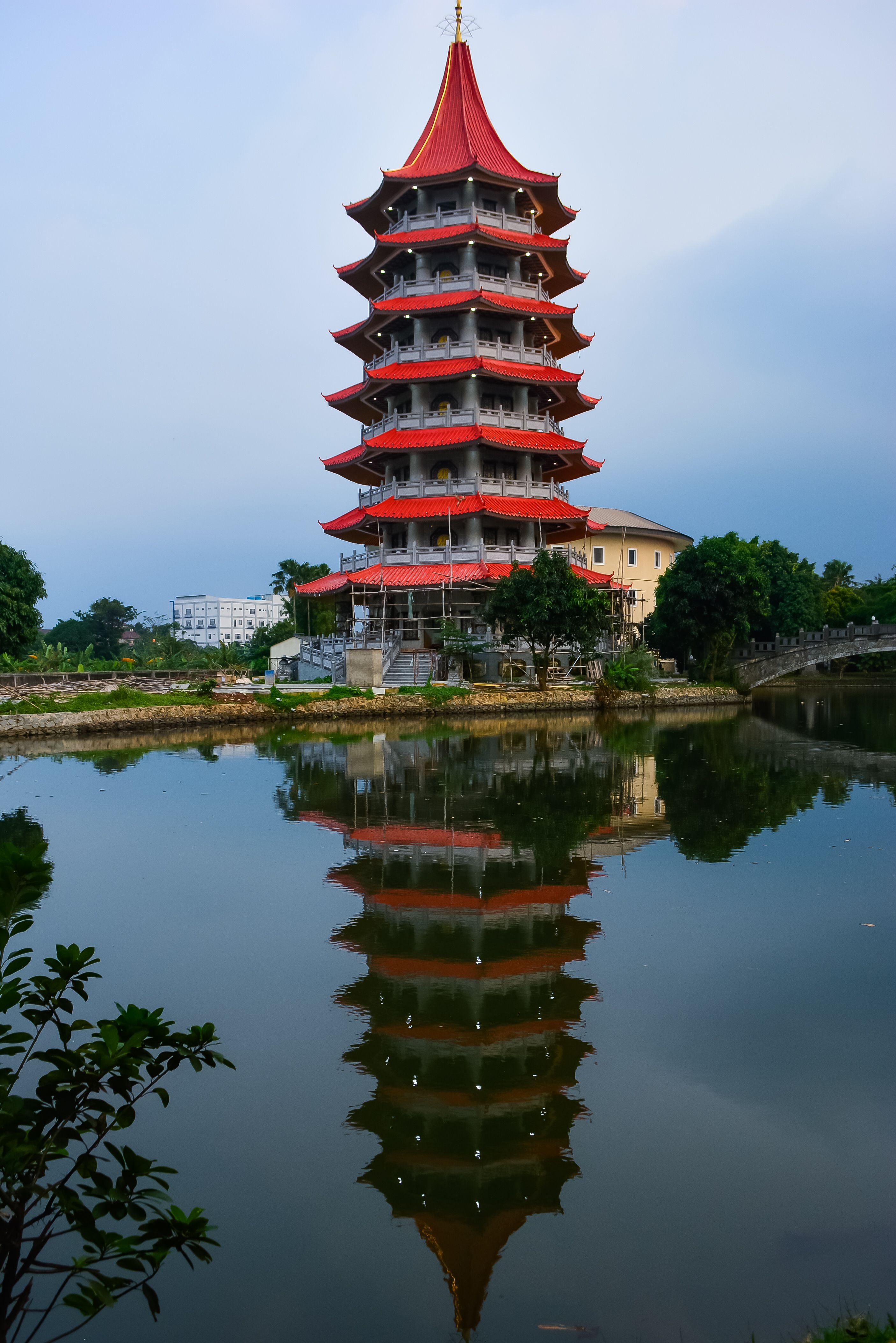 Tower Reflecting in a Lake · Free Stock Photo