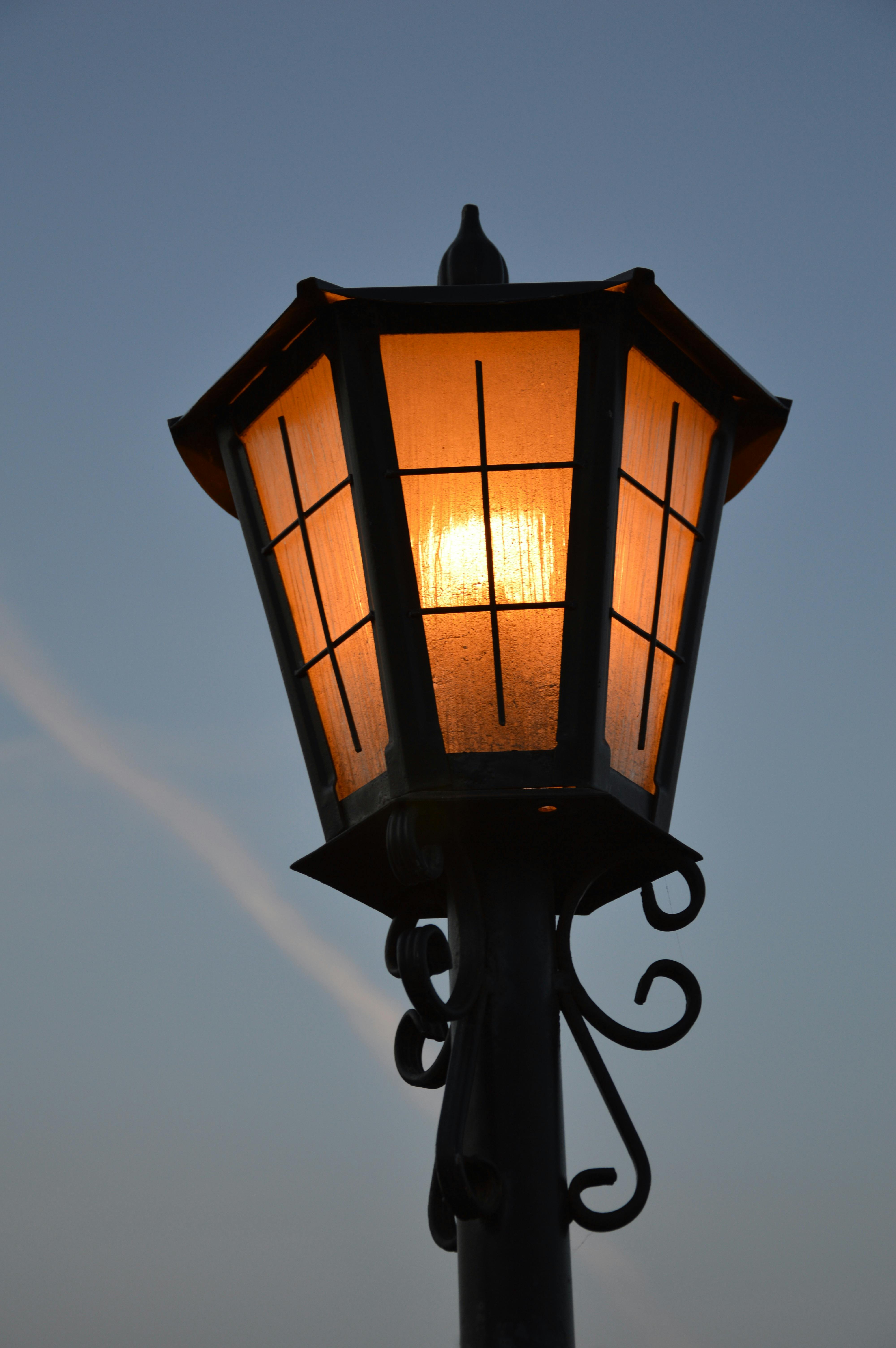 Omgekeerde Monetair snap Street Lamp Photos, Download The BEST Free Street Lamp Stock Photos & HD  Images