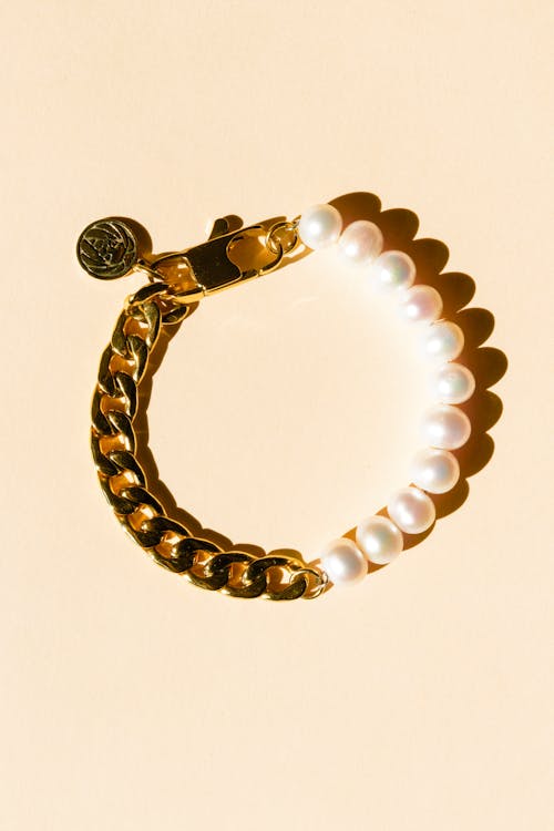 A Half Gold Chain and Half Pearl Bracelet 