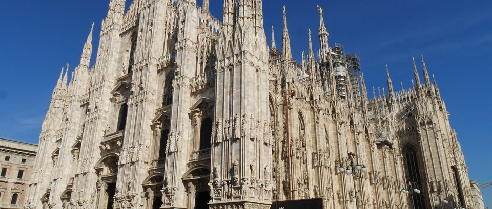 Explore the stunning Gothic architecture of the Duomo di Milano, Italy's iconic cathedral., Milan, Italy, stay connected here with a travel eSIM